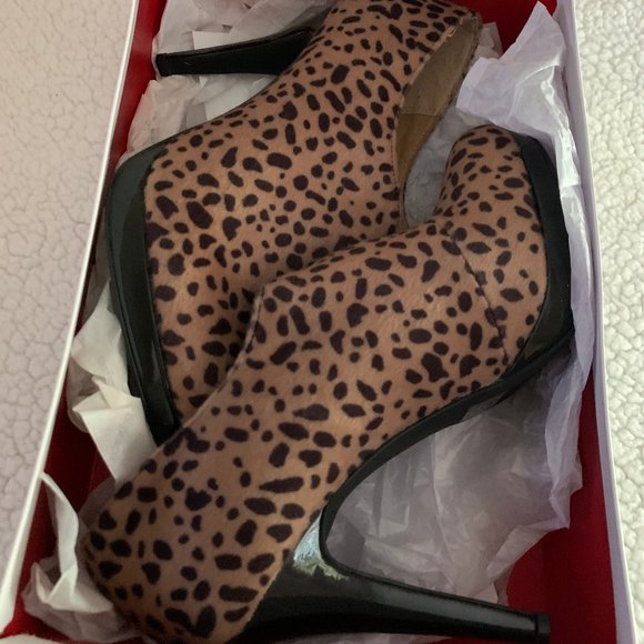 Style & Co Animal Print Bootie - Picture 7 of 7